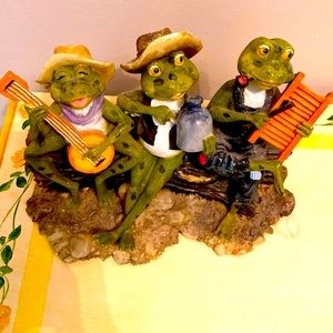 Frog Musicians Sculpture